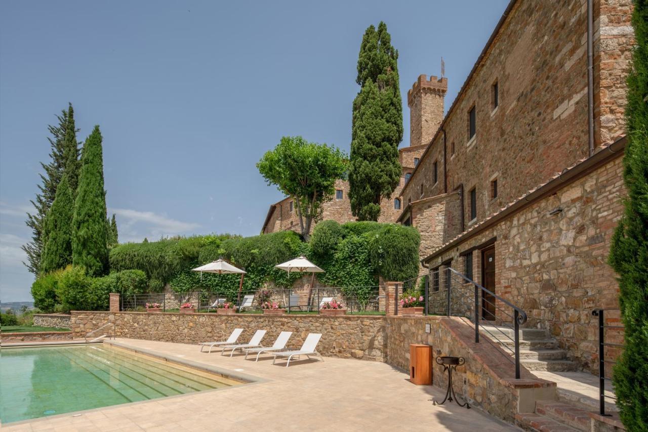Castello Banfi - Il Borgo - Relais Et Chateaux Poggio alle Mura Exterior foto