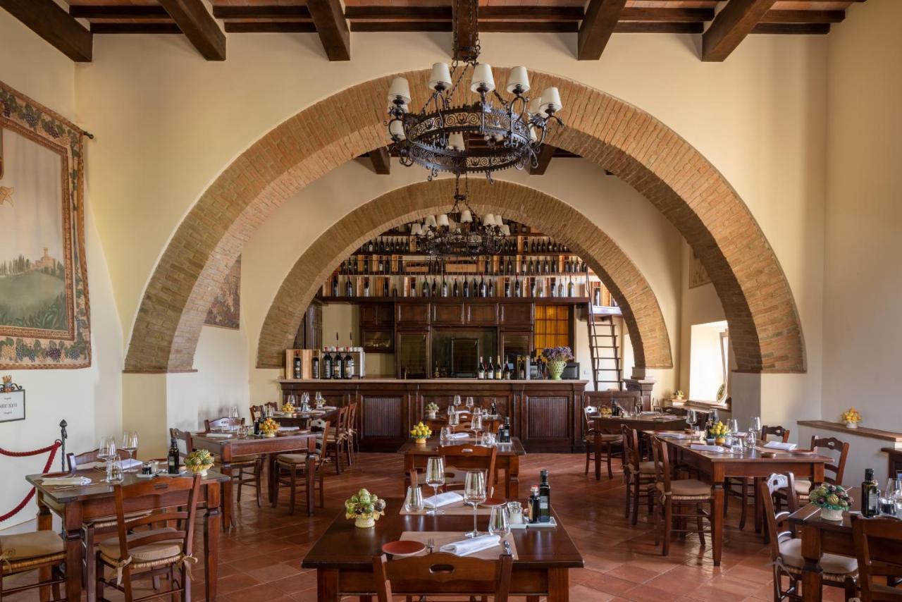 Castello Banfi - Il Borgo - Relais Et Chateaux Poggio alle Mura Exterior foto